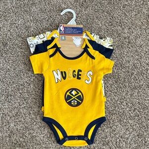 NBA Nuggets Yellow and Navy Baby Bodysuit Set